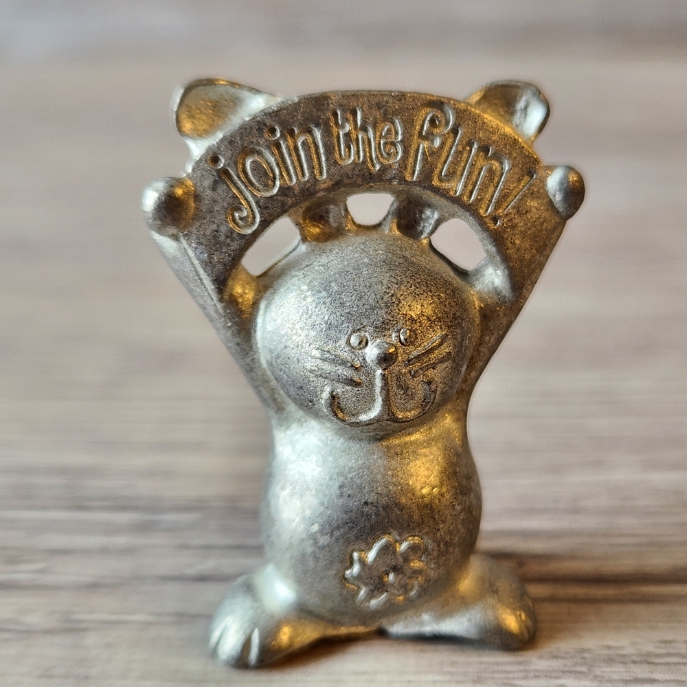 🖤 Miniature Pewter Join the Fun Figurine Bunny Rabbit